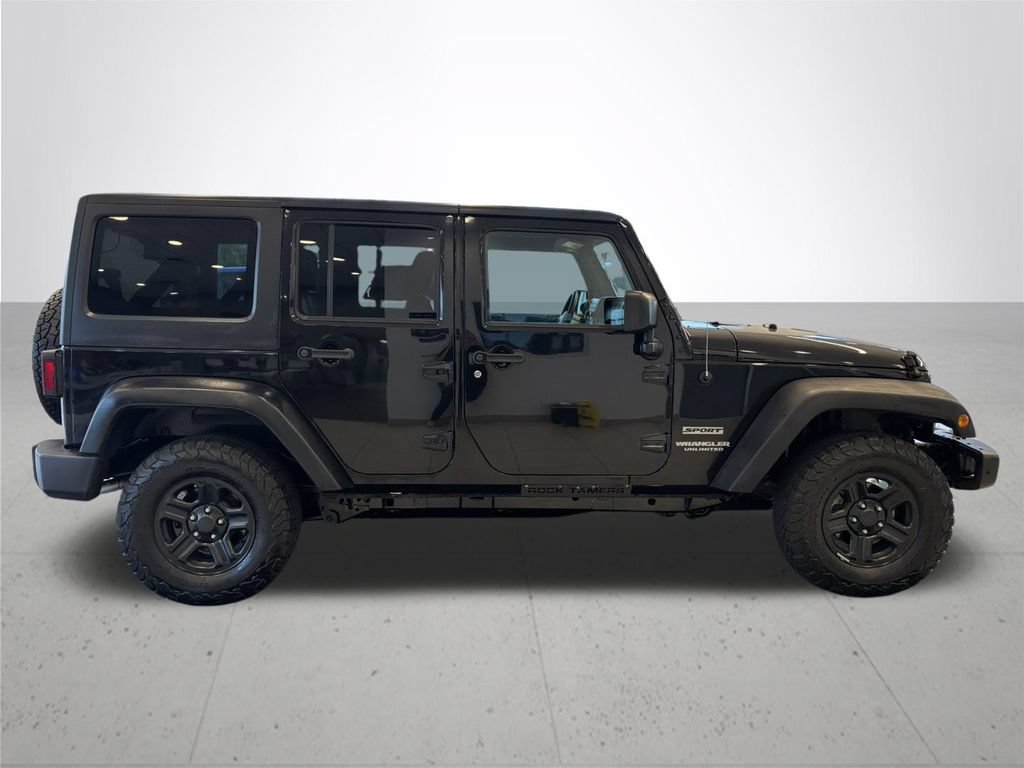 Used 2016 Jeep Wrangler Unlimited Sport w/ Max Tow Package AWD/4WD image 6