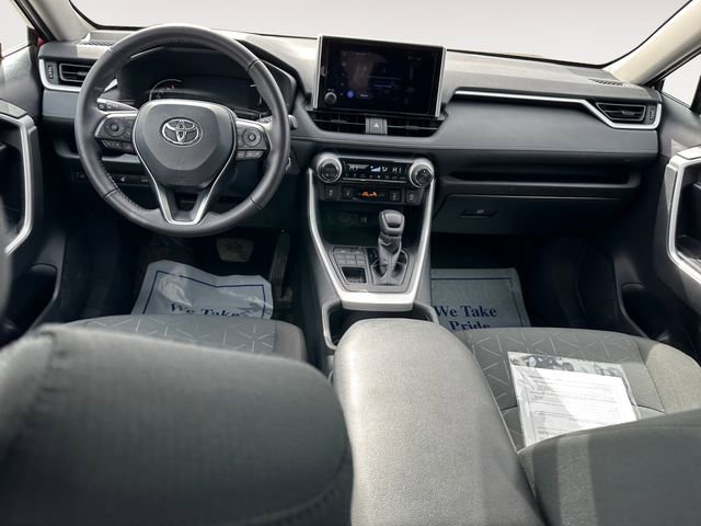 Used 2024 Toyota RAV4 XLE w/ Convenience Package AWD/4WD image 10