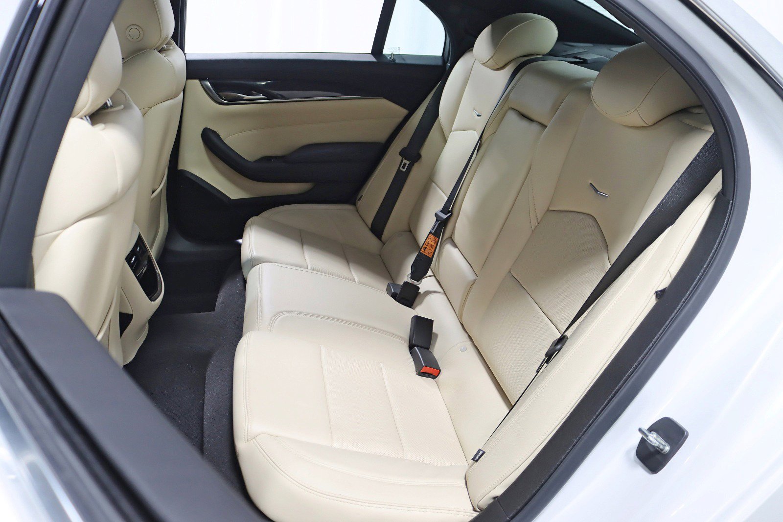 Used 2018 Cadillac CTS Luxury image 25