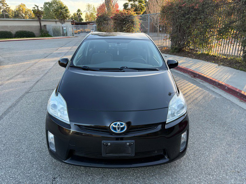 Used 2010 Toyota Prius Three image 2