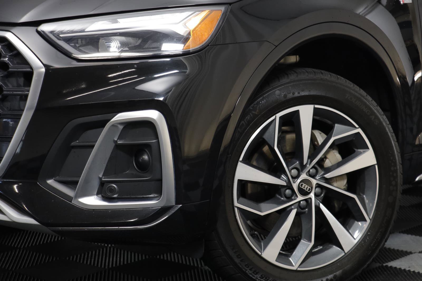 Used 2023 Audi Q5 2.0T Premium Plus w/ Premium Plus Package image 3