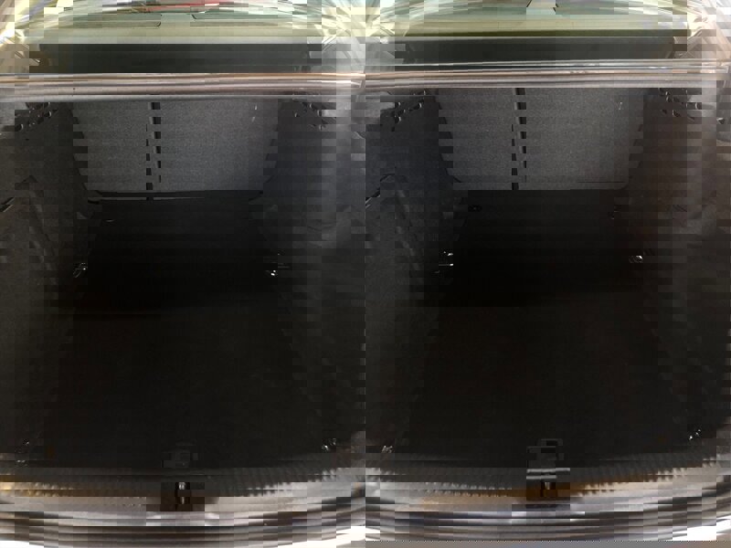 Used 2016 Audi A4 2.0T Premium image 13