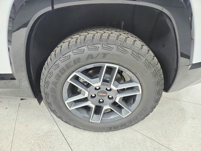 New 2026 GMC Terrain AT4 w/ Technology Package II AWD/4WD image 50