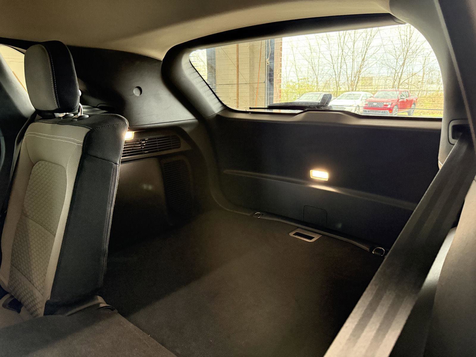 Used 2020 Ford Escape SE image 21