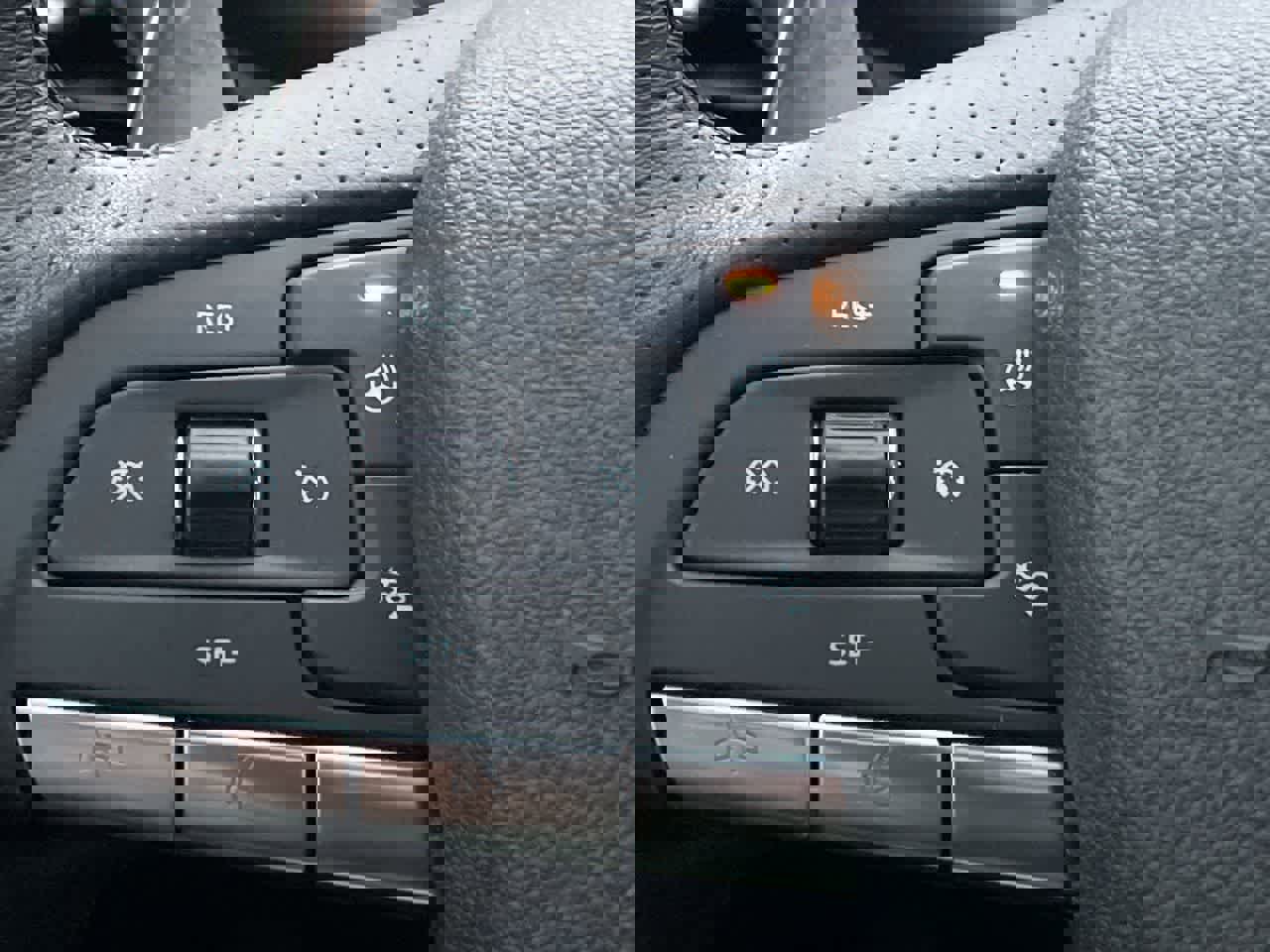 Used 2023 Cadillac CT4 Sport w/ Technology Package image 22