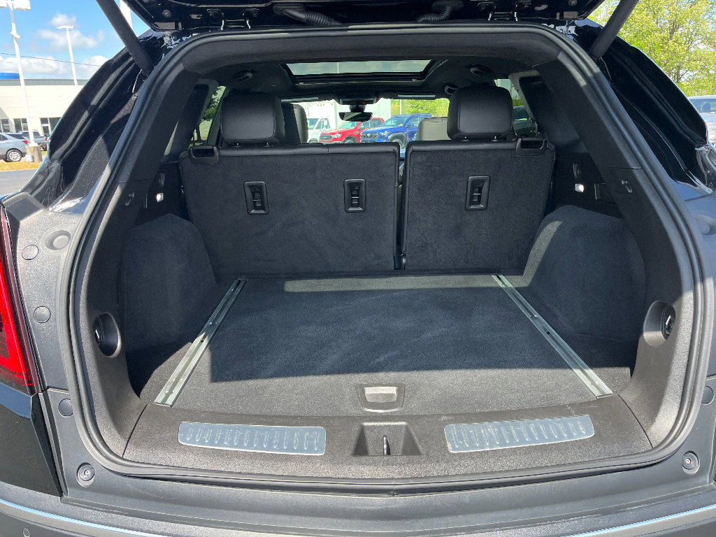 Used 2023 Cadillac XT5 Premium Luxury w/ Platinum Package AWD/4WD image 13