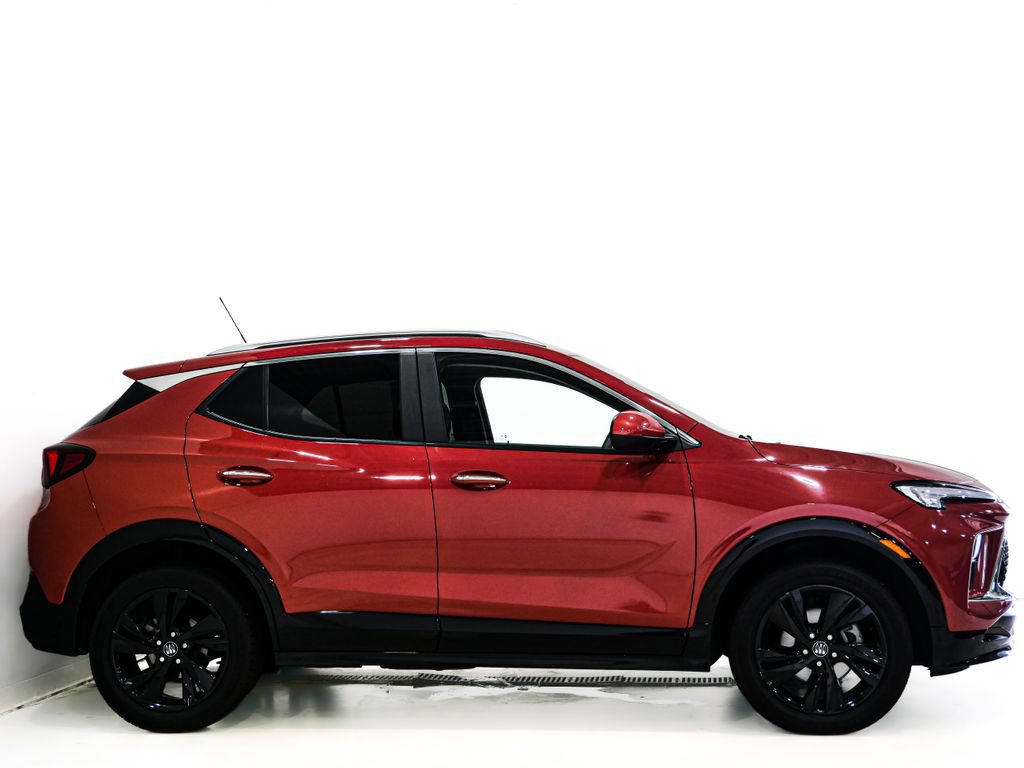 Used 2024 Buick Encore GX Sport Touring AWD/4WD image 4