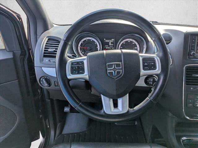 Used 2019 Dodge Grand Caravan GT image 12