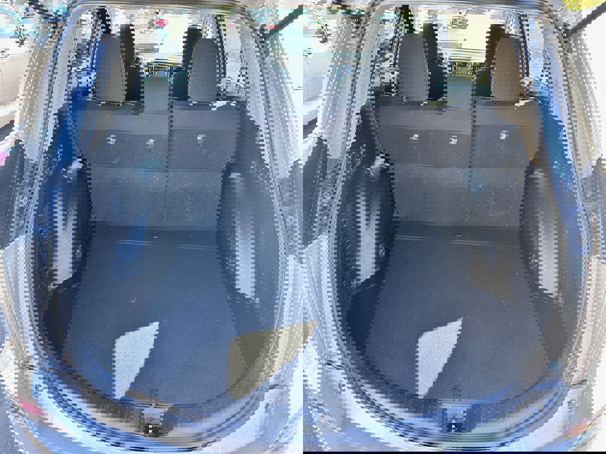 Used 2016 Toyota RAV4 LE image 8