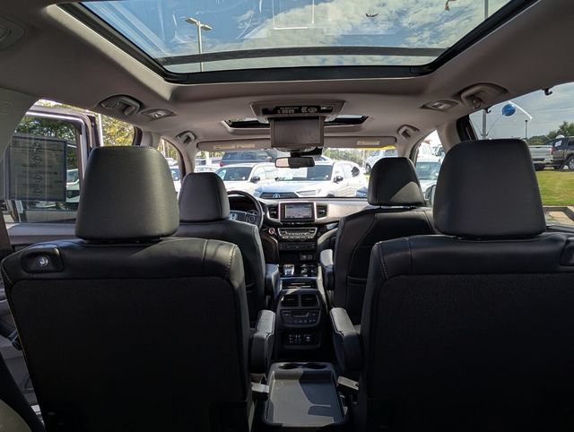 Used 2017 Honda Pilot Elite image 23