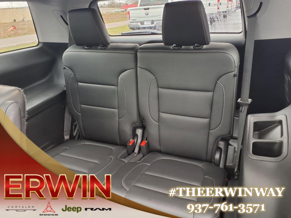 Used 2022 GMC Acadia SLT w/ Technology Package image 5