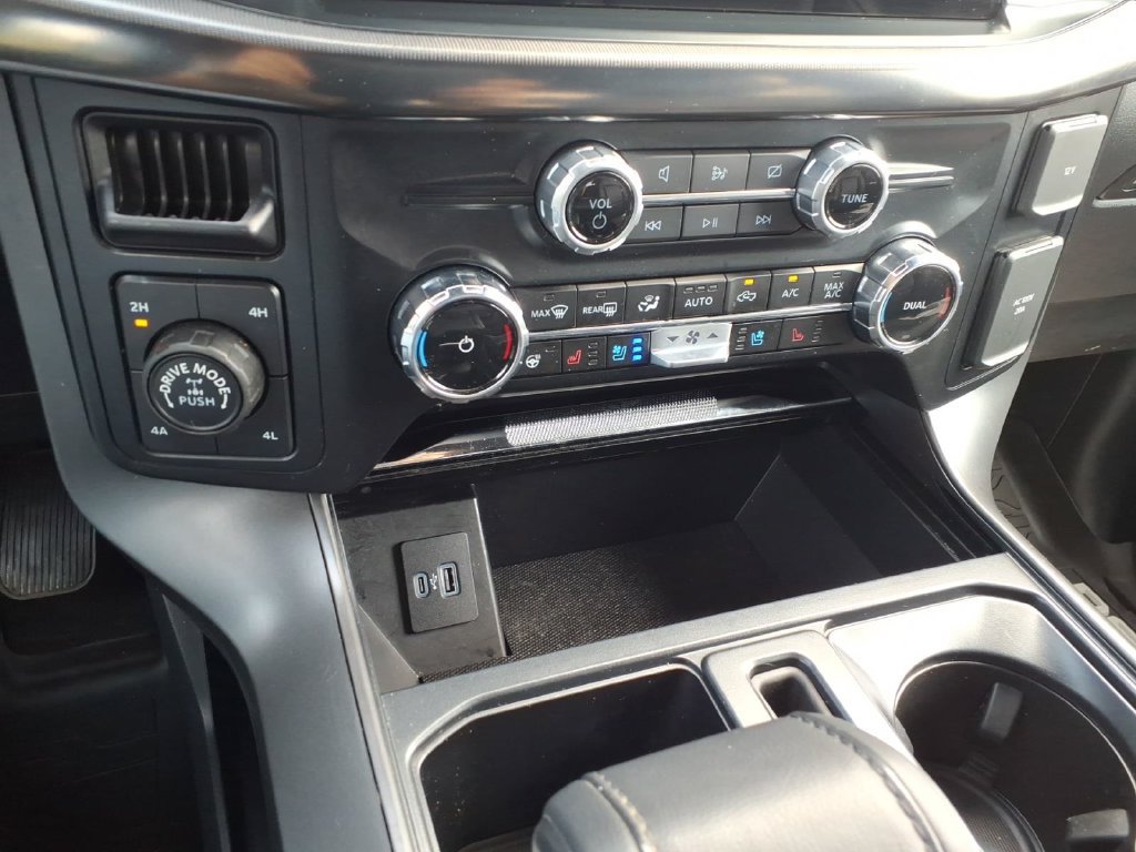 Used 2024 Ford F150 Lariat AWD/4WD image 29