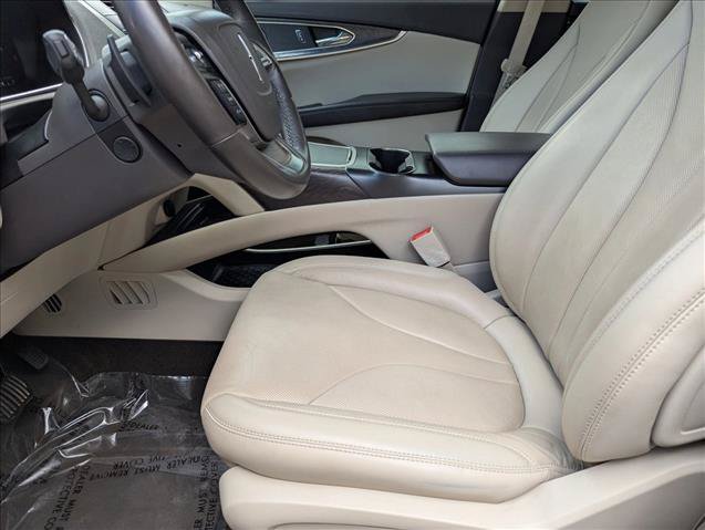 Used 2019 Lincoln Nautilus Reserve AWD/4WD image 16