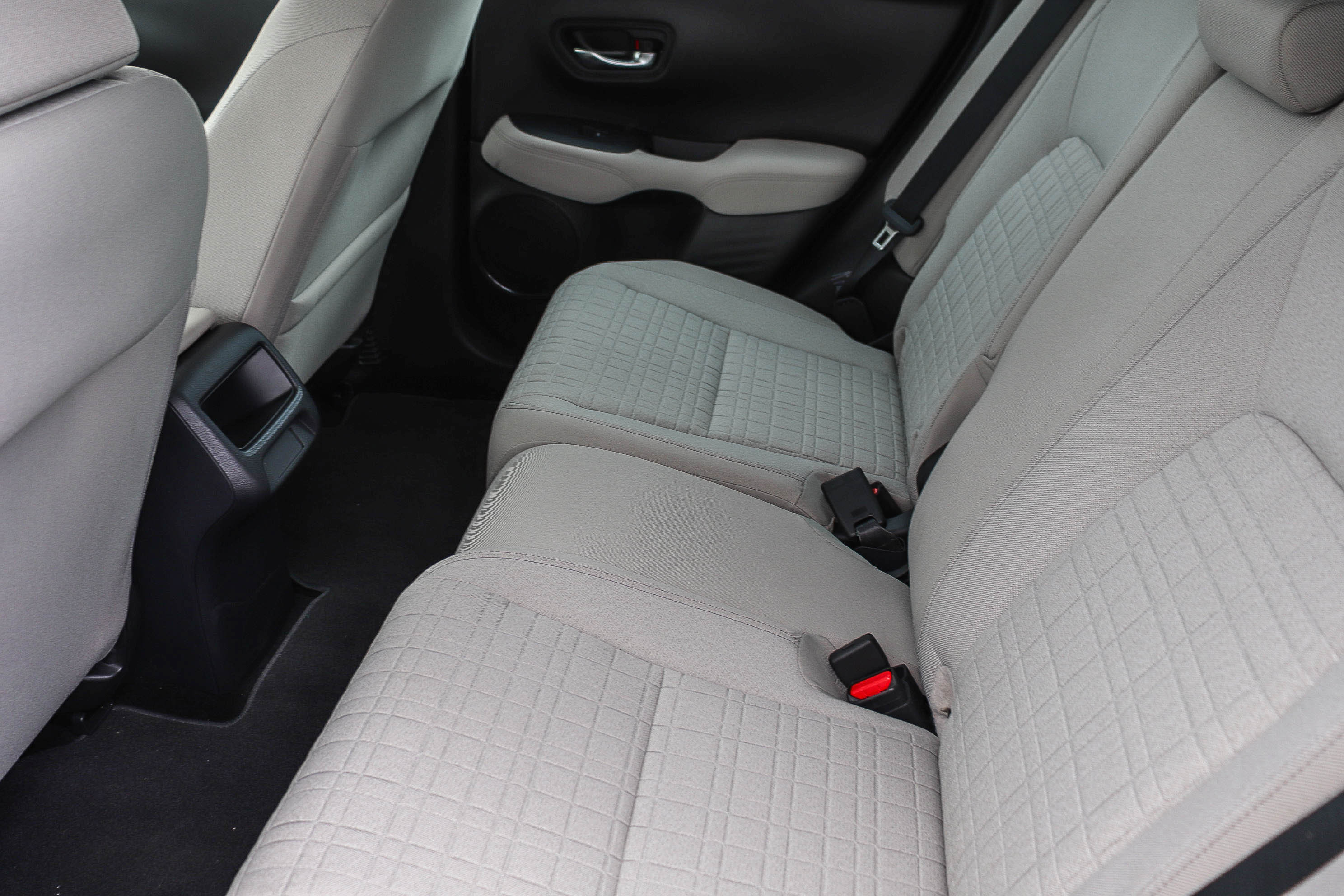 Certified 2024 Honda HR-V LX image 21