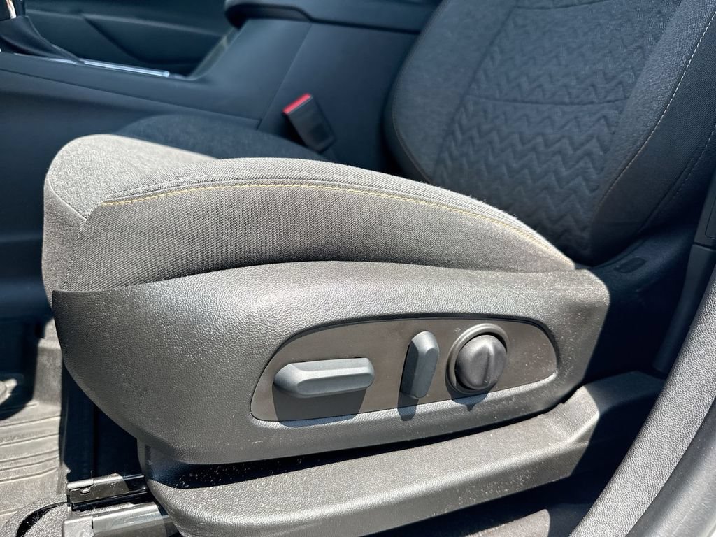 Used 2022 Chevrolet Equinox LT AWD/4WD image 12
