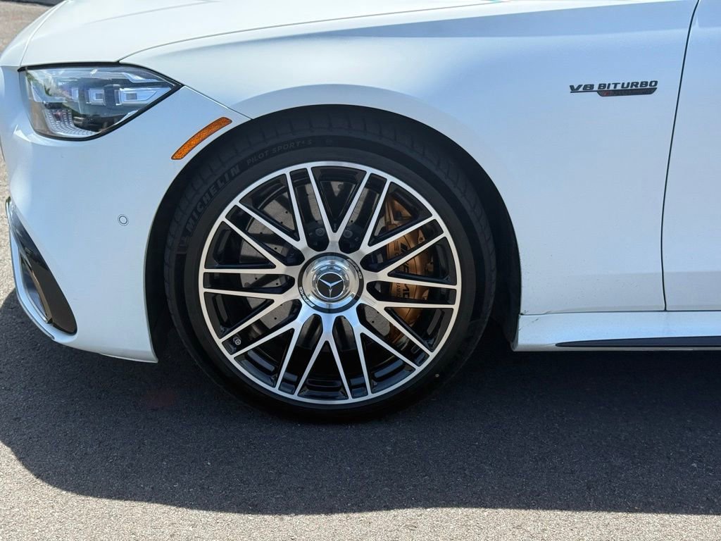 Used 2024 Mercedes-Benz S 63 AMG S w/ Carbon Fiber Exterior Package image 12