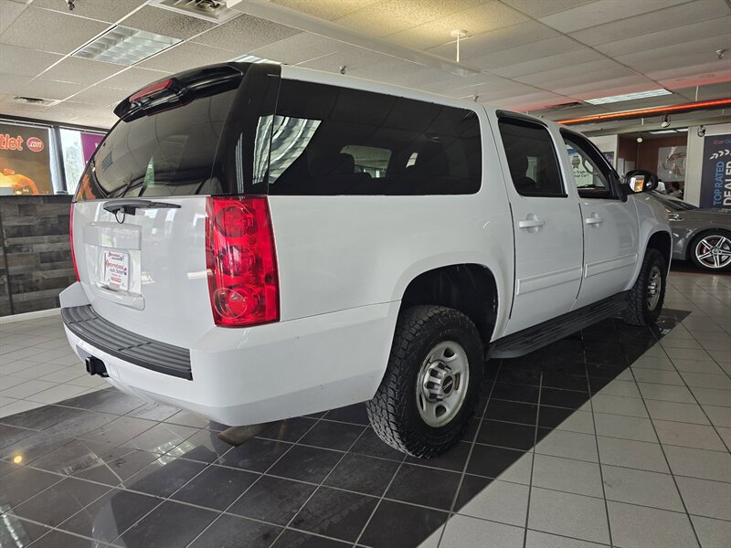 Used 2013 GMC Yukon XL 2500 w/ Skid Plate Package AWD/4WD image 4