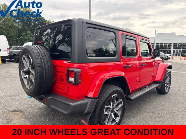 Used 2024 Jeep Wrangler Unlimited w/ Convenience Group AWD/4WD image 13