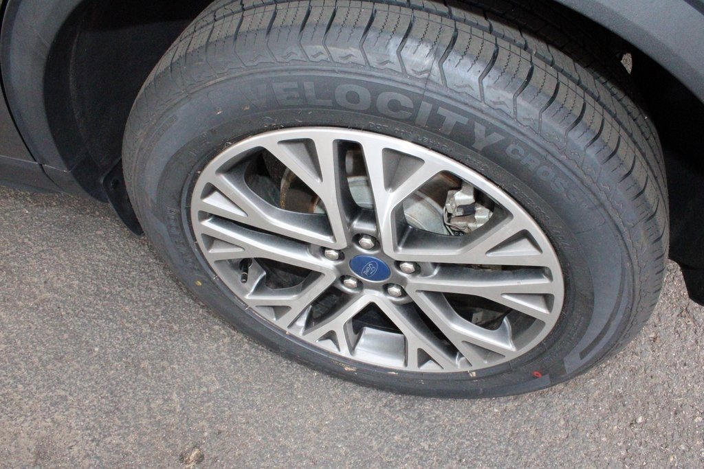 Used 2022 Ford Escape SEL image 58