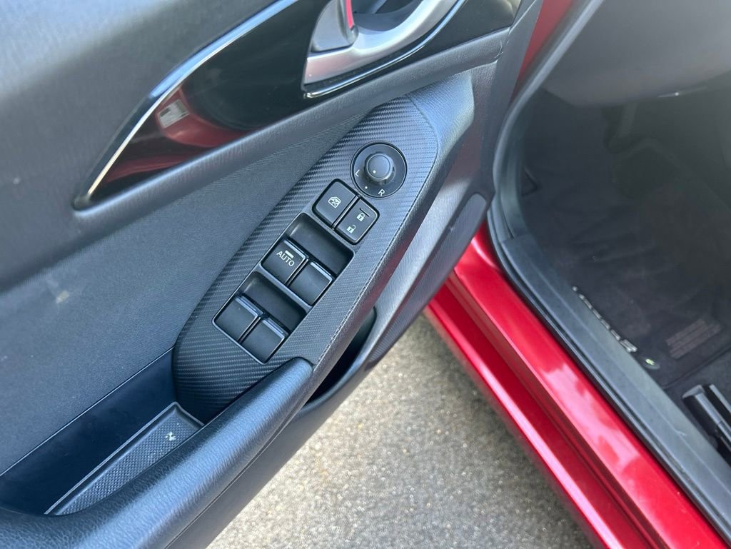 Used 2016 MAZDA MAZDA3 i Sport FWD image 7
