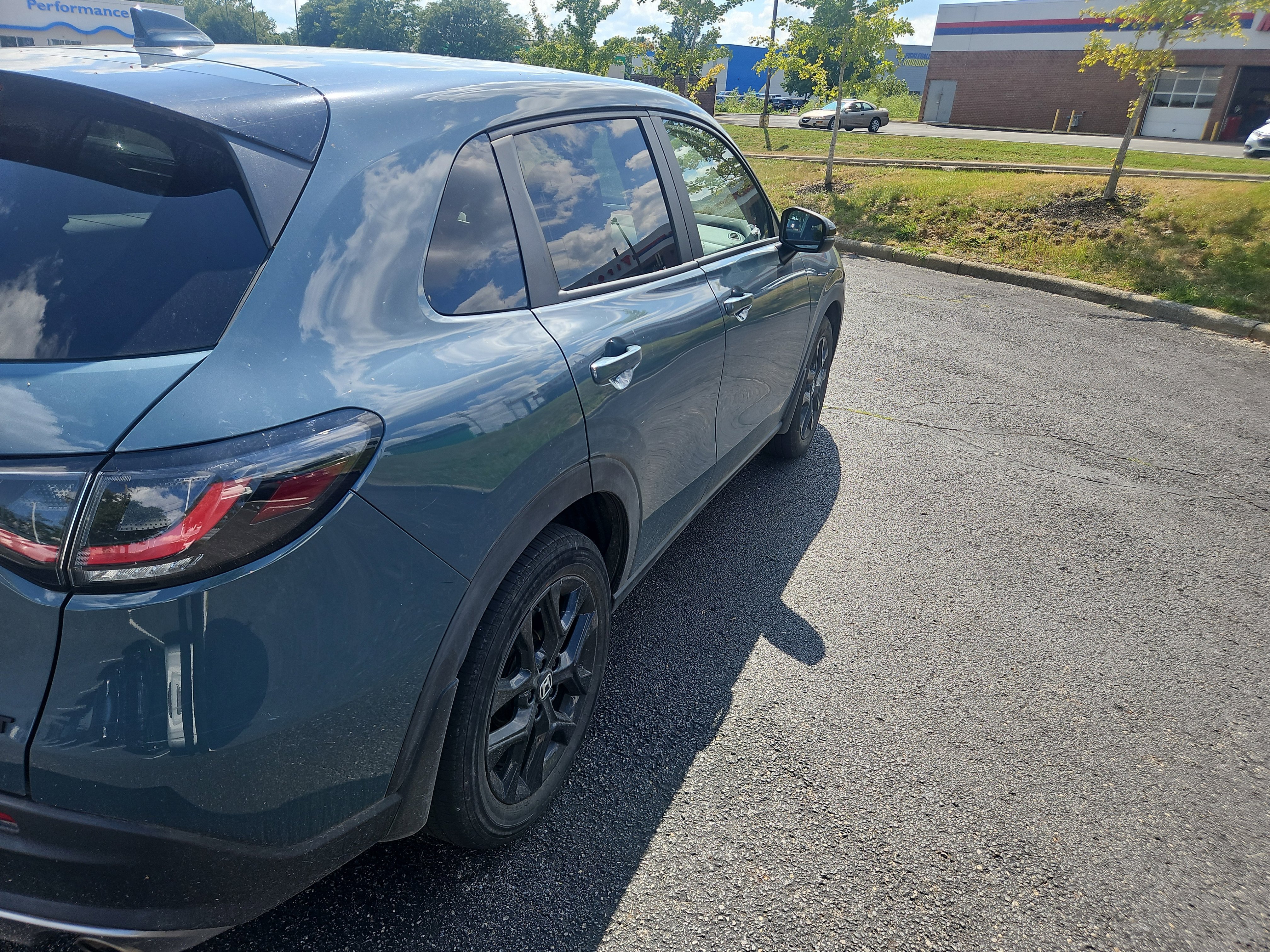 Used 2024 Honda HR-V Sport image 8