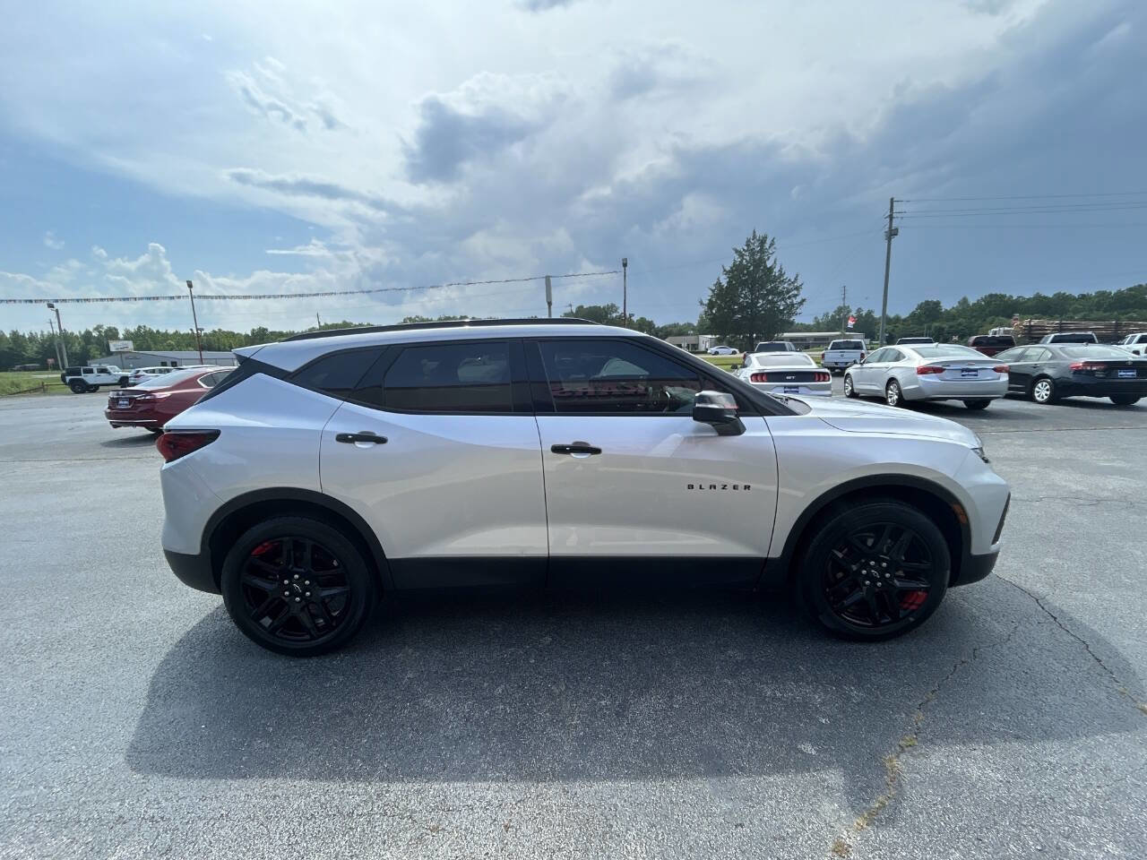 Used 2021 Chevrolet Blazer LT w/ Redline Edition image 6