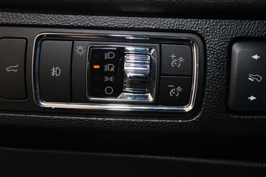 Used 2023 Lincoln Navigator Reserve image 49