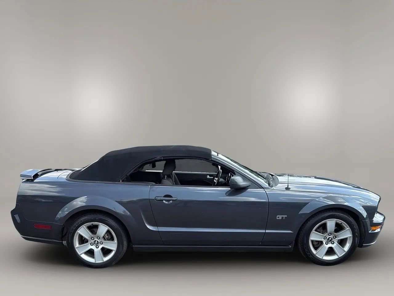 Used 2007 Ford Mustang GT image 6