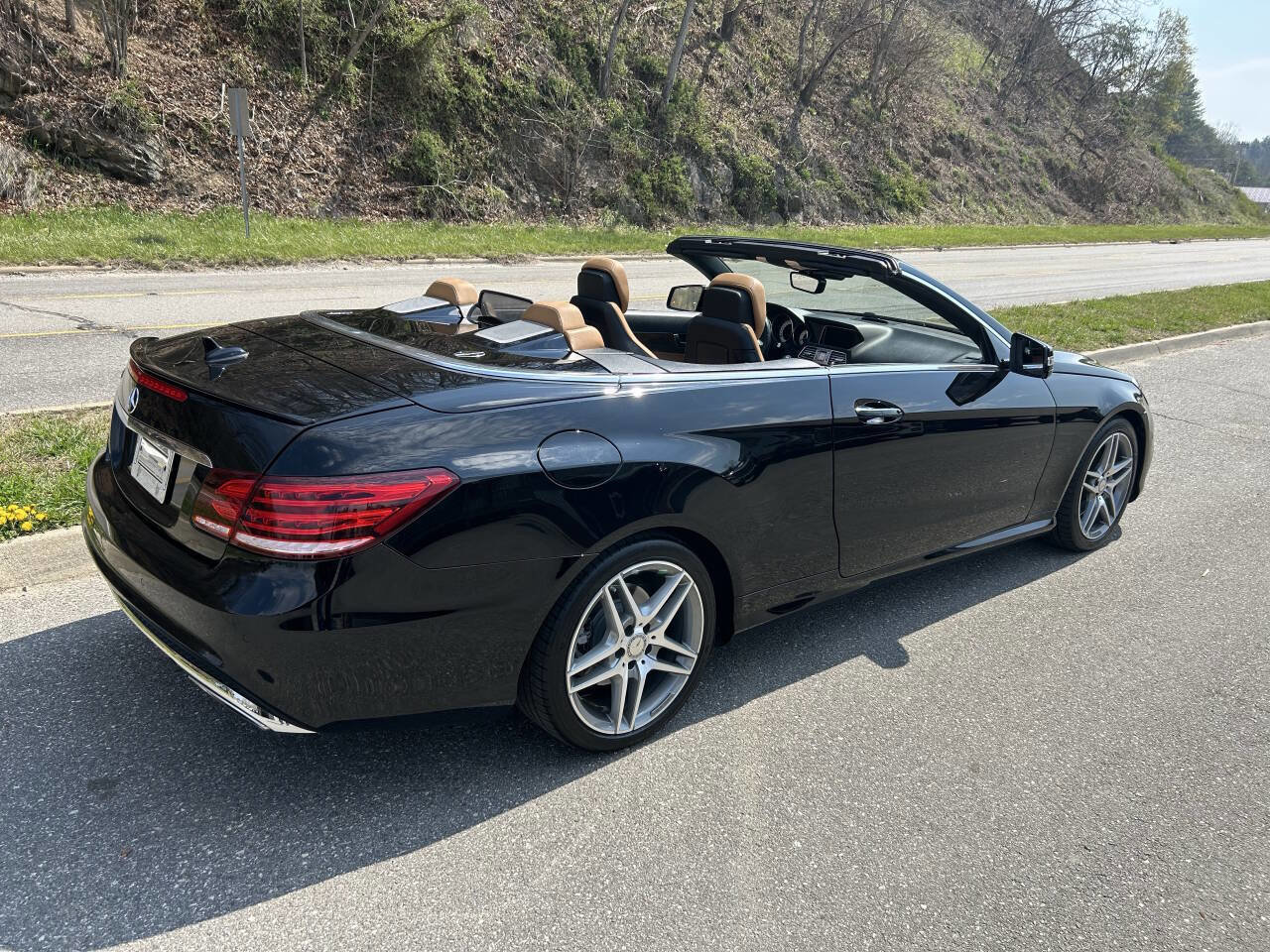 Used 2016 Mercedes-Benz E 550 Cabriolet image 10