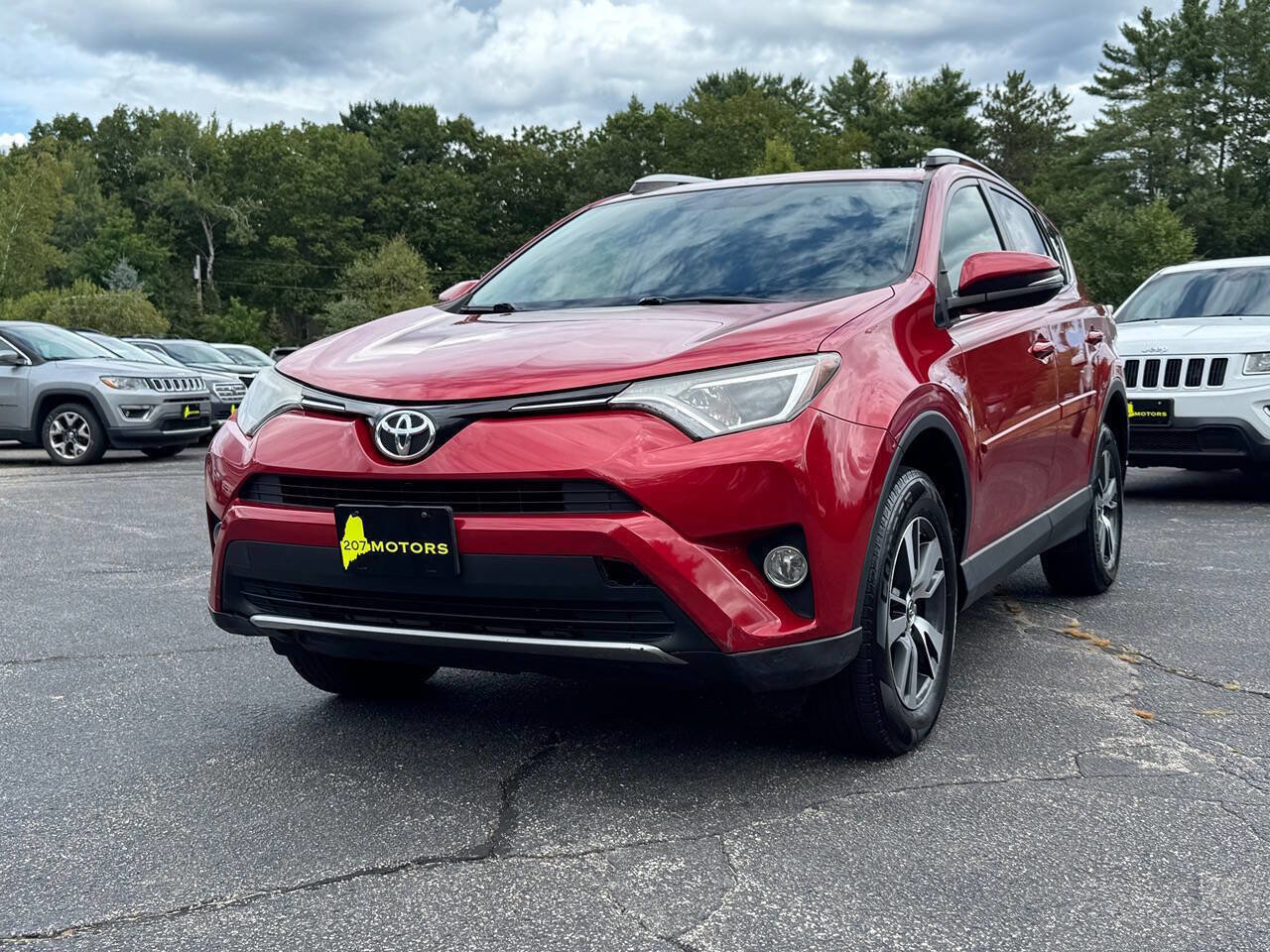 Used 2016 Toyota RAV4 XLE image 3