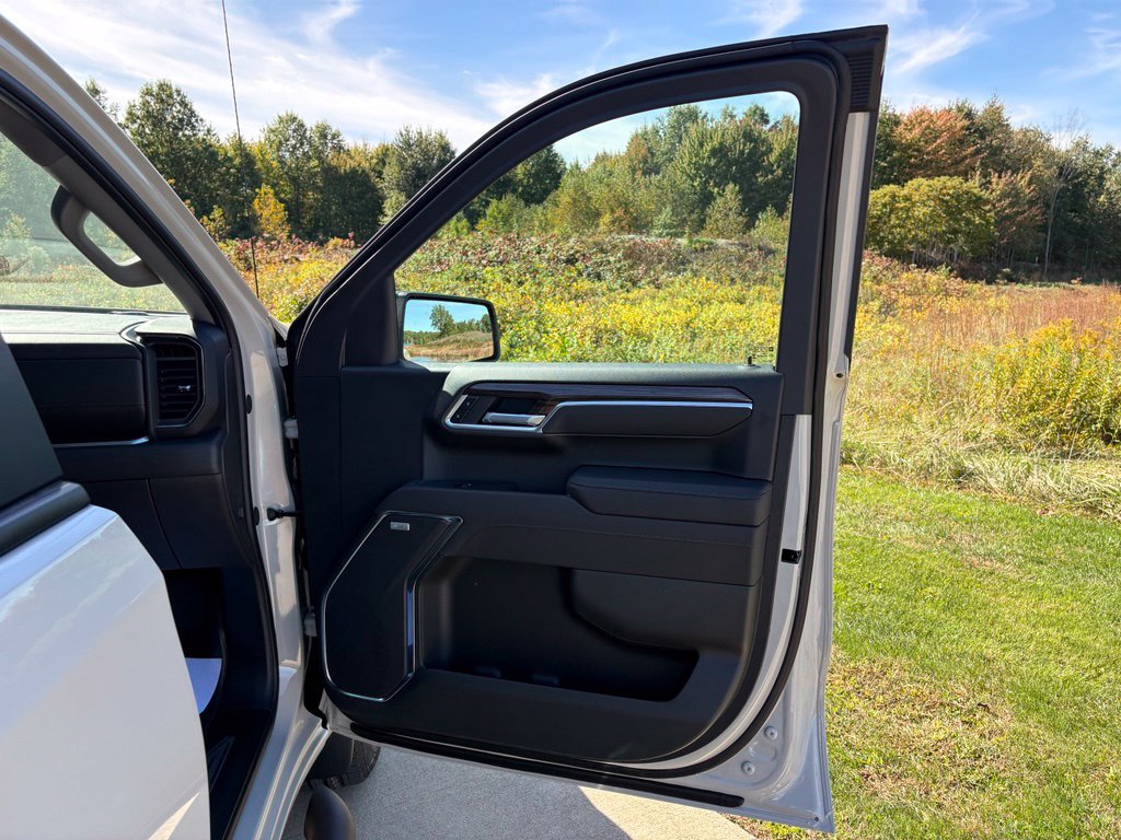 New 2026 Chevrolet Silverado 1500 RST w/ All Star Edition Plus AWD/4WD image 33