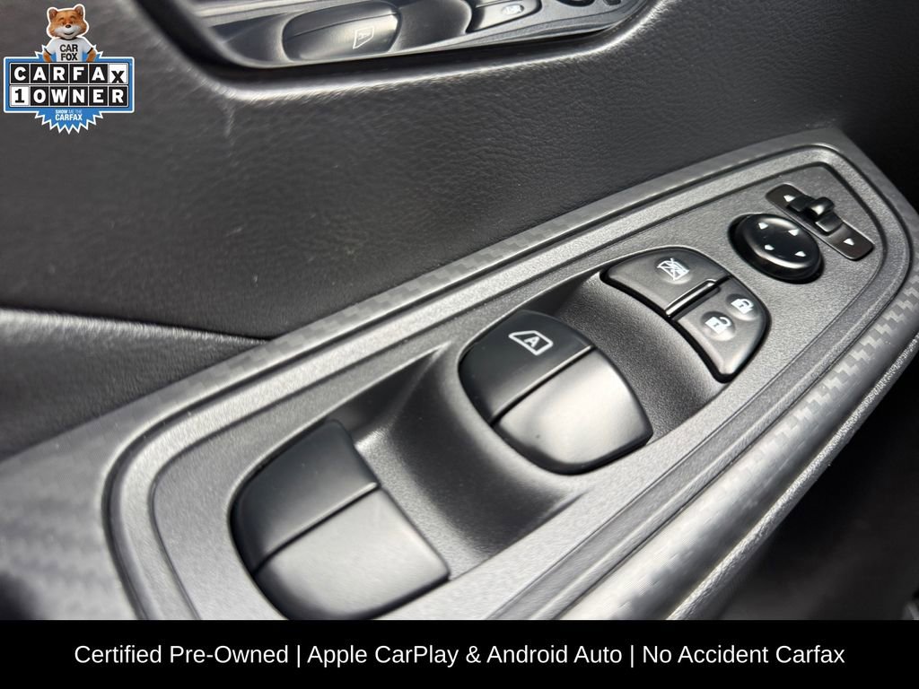 Certified 2025 Nissan Versa SV image 28