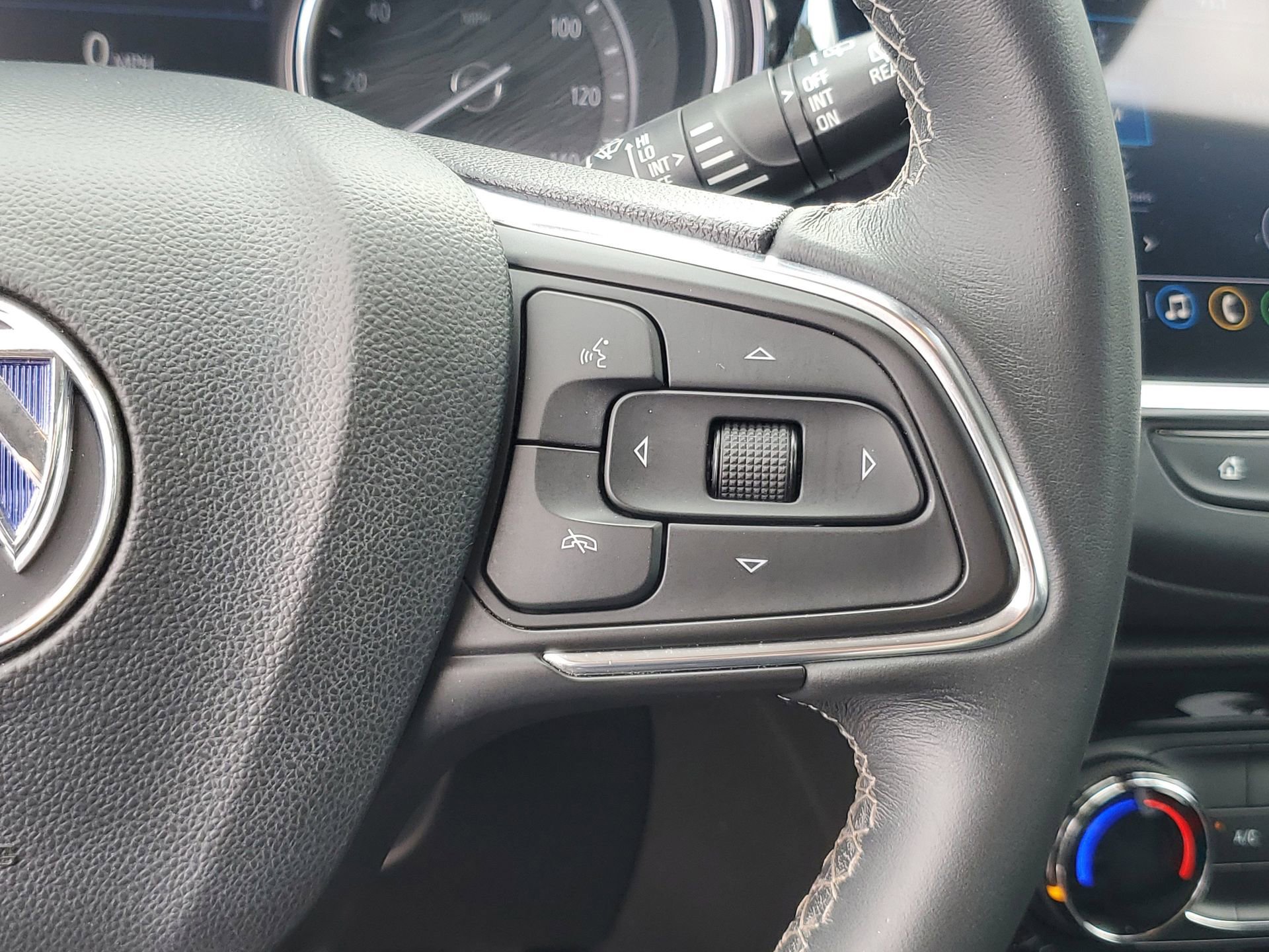 Used 2021 Buick Encore GX Preferred image 22