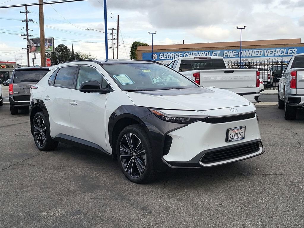 Used 2025 Toyota bZ4X FWD w/ Weather Package image 29
