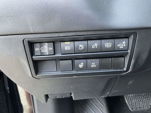 Used 2024 Toyota Tundra Platinum image 21