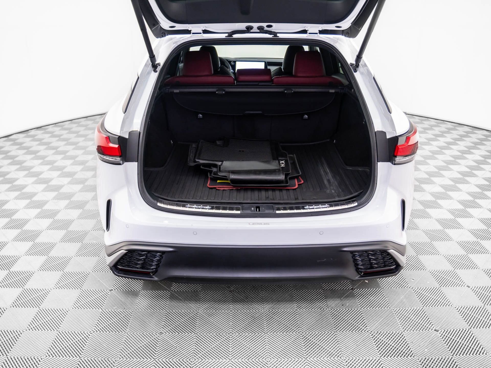 Used 2024 Lexus RX 350 AWD image 32