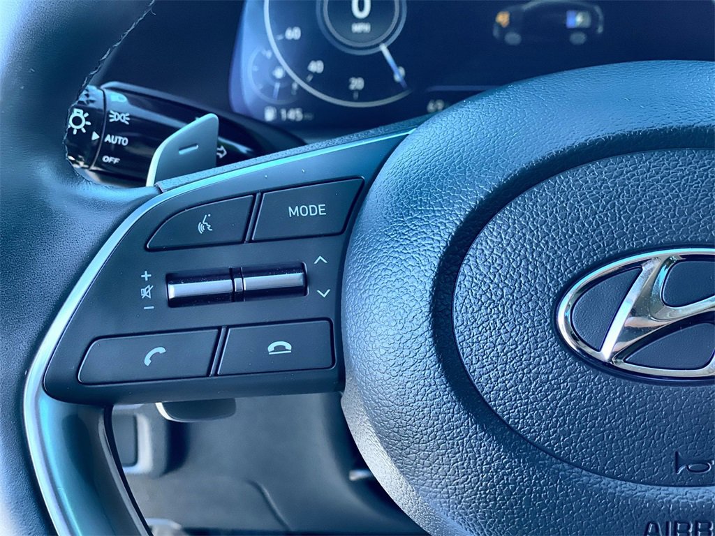 Used 2023 Hyundai Sonata Limited image 12