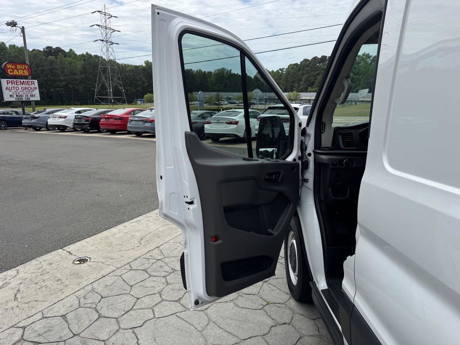 Used 2021 Ford Transit 250 Medium Roof w/ Load Area Protection Package RWD image 5