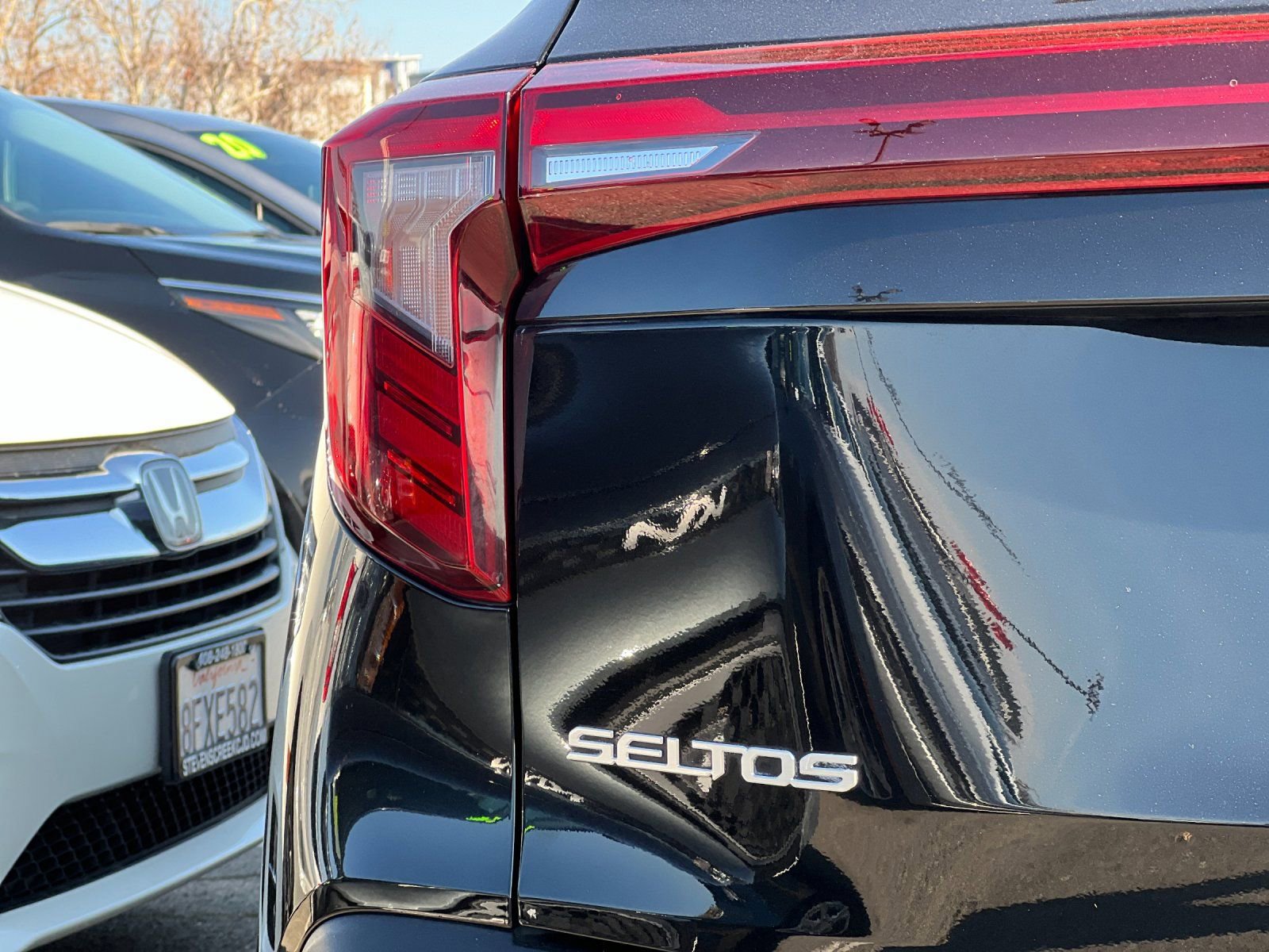 Used 2024 Kia Seltos EX FWD image 27
