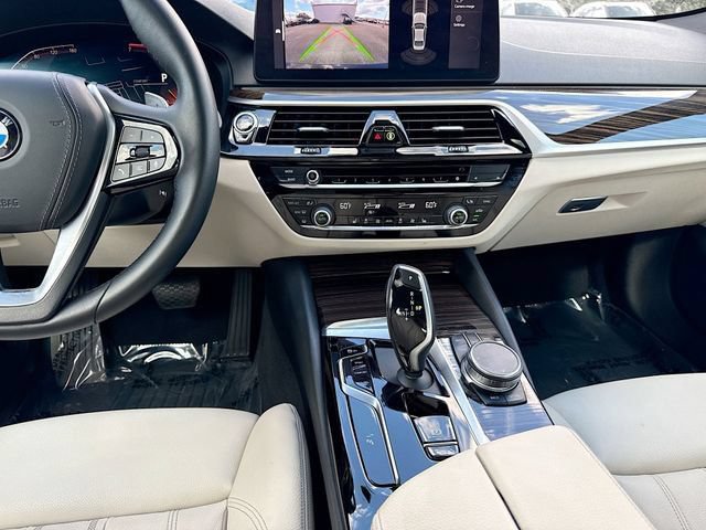 Used 2023 BMW 530i w/ Premium Package RWD image 20