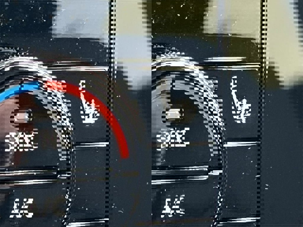 New 2026 Nissan Pathfinder SL image 25