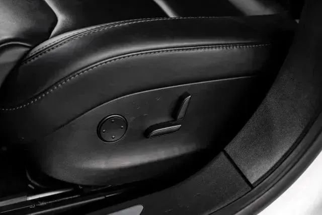 Used 2018 Tesla Model S 75D image 35