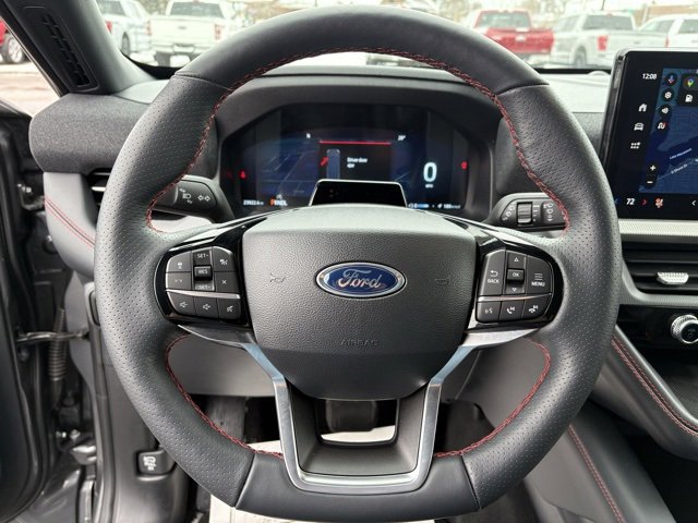 Used 2025 Ford Explorer ST-Line image 25