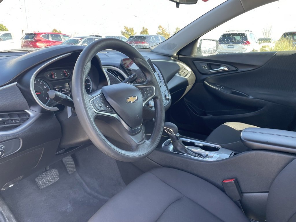 Used 2024 Chevrolet Malibu LT image 10