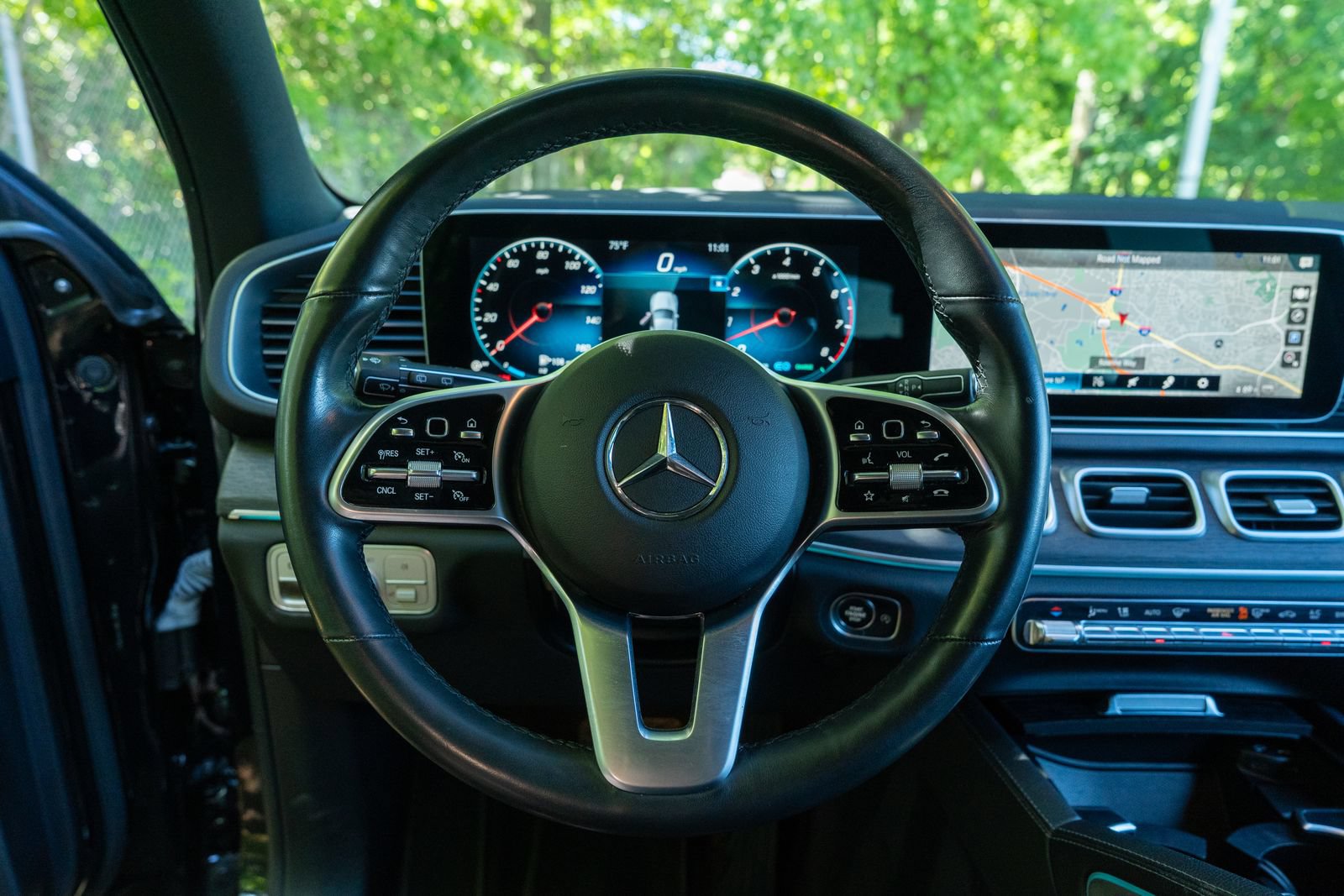 Used 2022 Mercedes-Benz GLE 450 4MATIC w/ Premium Package image 22