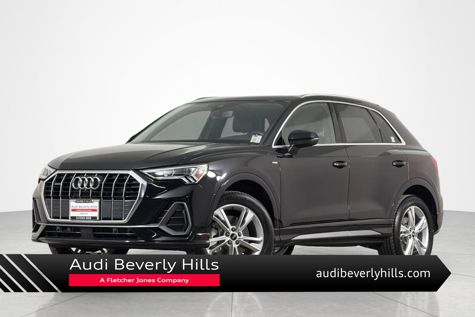 Used 2024 Audi Q3 2.0T Premium Plus w/ Premium Plus Package AWD/4WD video 1