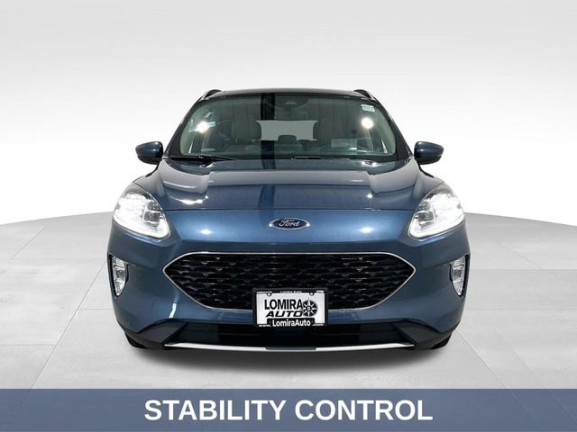 Used 2020 Ford Escape Titanium w/ Titanium Premium Package 2.0 AWD/4WD image 3