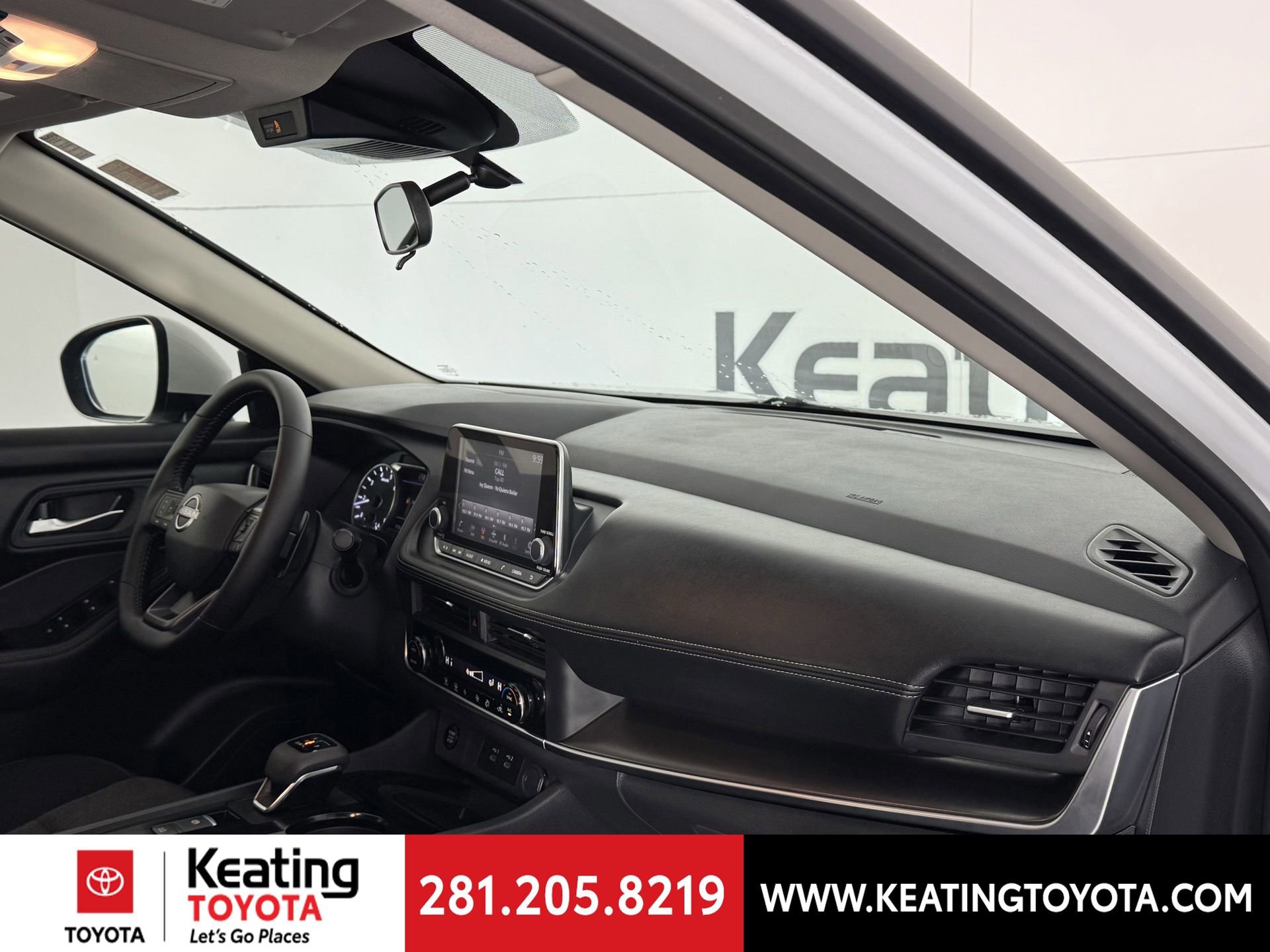 Used 2026 Nissan Rogue SV image 21