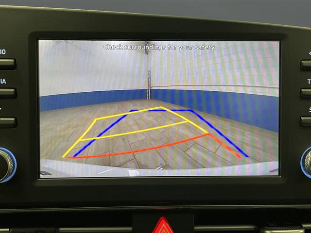 Used 2021 Hyundai Elantra Blue image 9