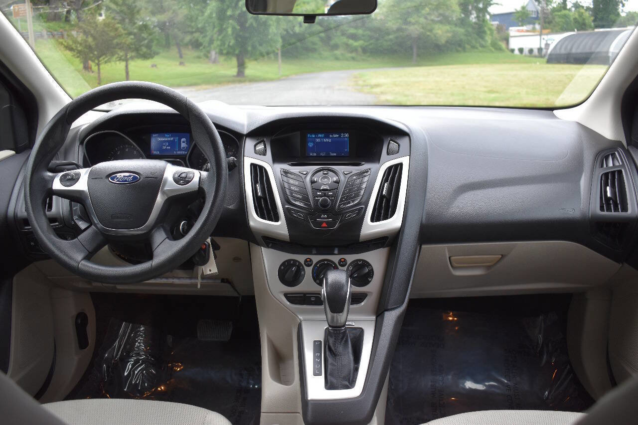 Used 2014 Ford Focus SE image 17